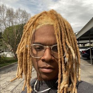 Meet your Posher, Cahree